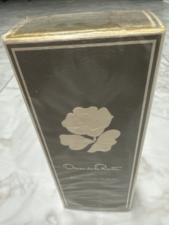 Oscar de la Renta Other - Vintage Oscar de la Renta for Women Body Lotion Activee 7oz SEALED NEW NOS 80s